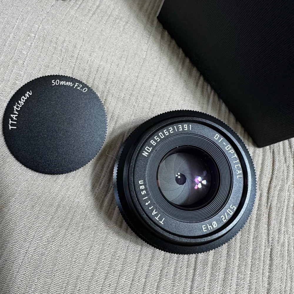 Artisan Silver and Black Lens Box